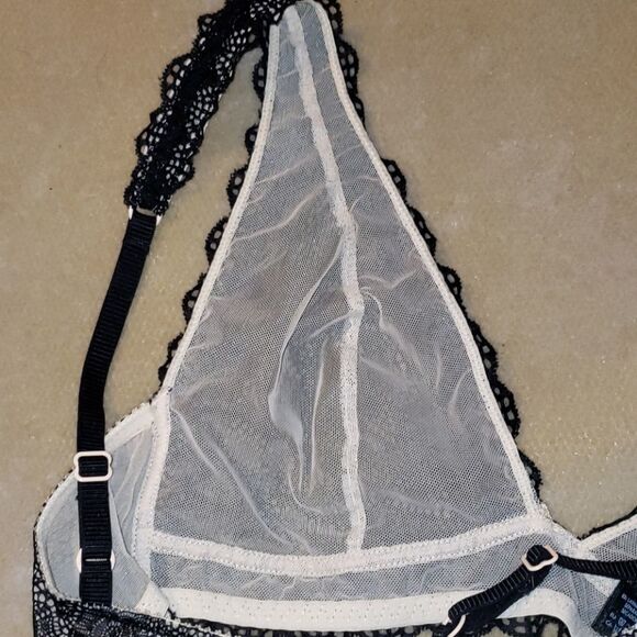 Heidi by Heidi Klum Black Lace Bralette Medium - Picture 4 of 8